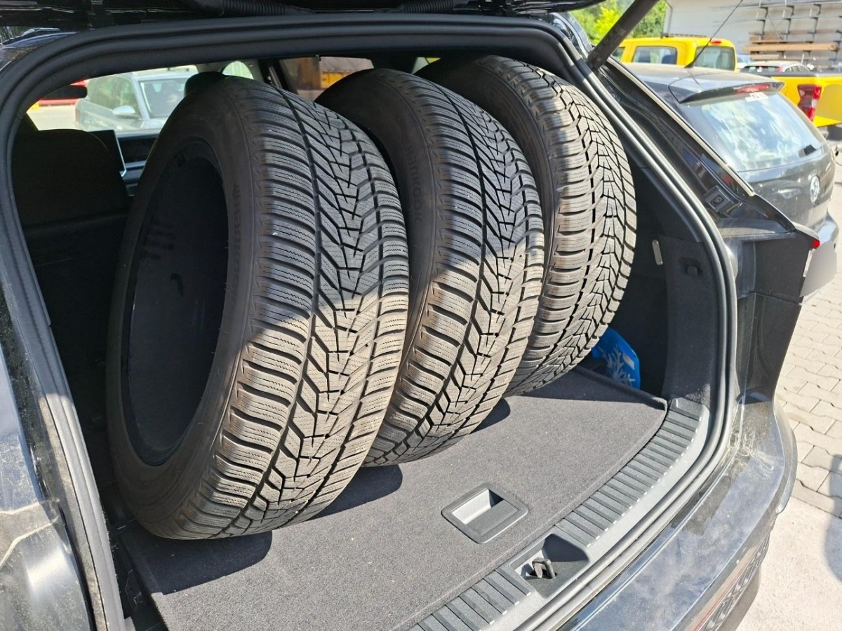 T8