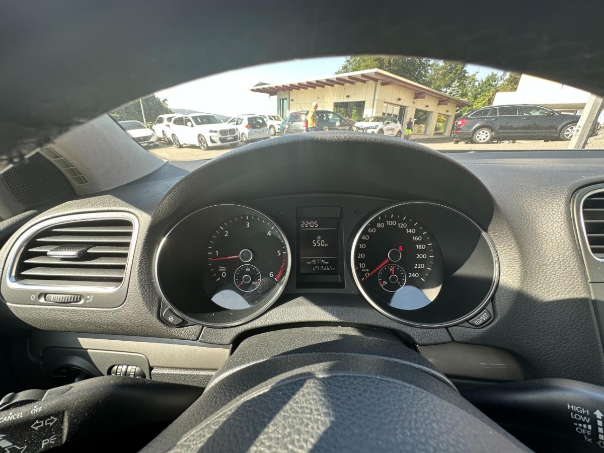 T7