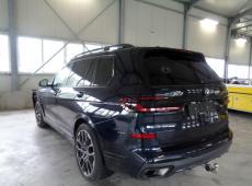 BMW X7 xDrive 40d, 339 PS