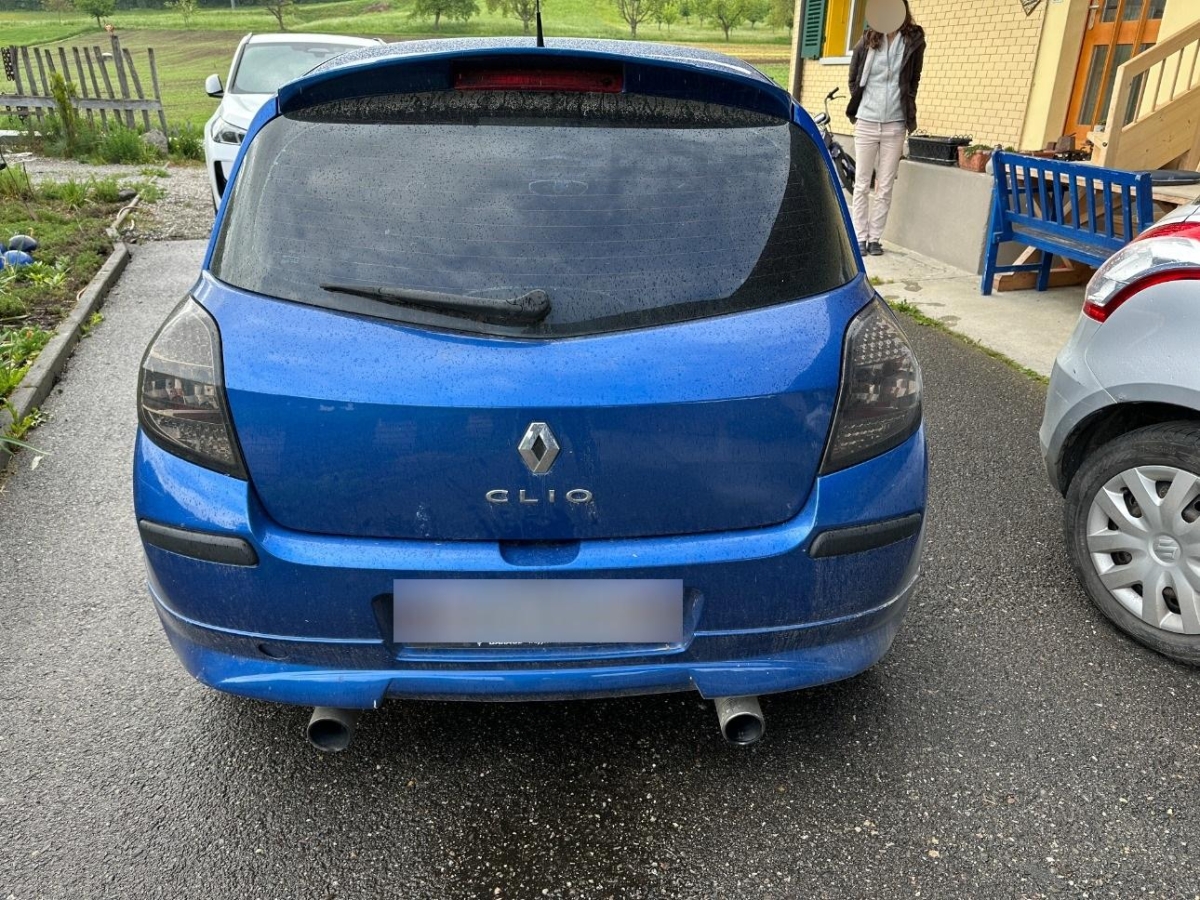 T1