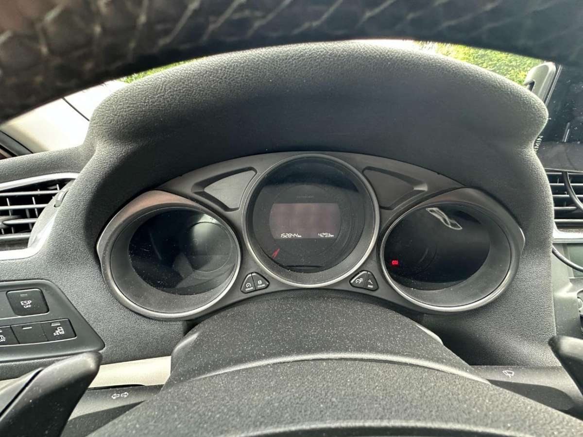 T6