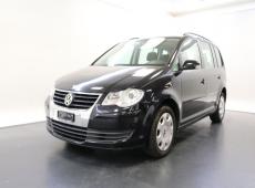 VW Touran ID 470917