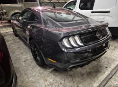 FORD Mustang FB 5.0 V8 GT Aut, 451 PS