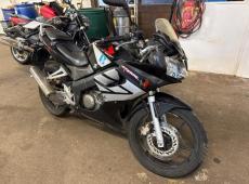 Honda CBR 125 R (32432 km)