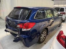 Subaru Legacy Station 2.0i Swiss ID 471536
