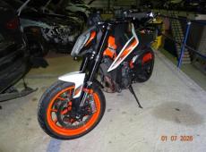 KTM 890 (11524 km)
