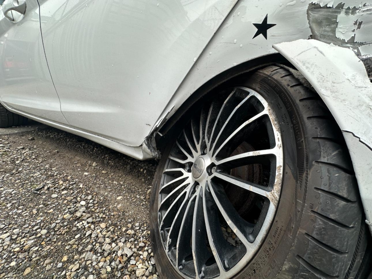 T18