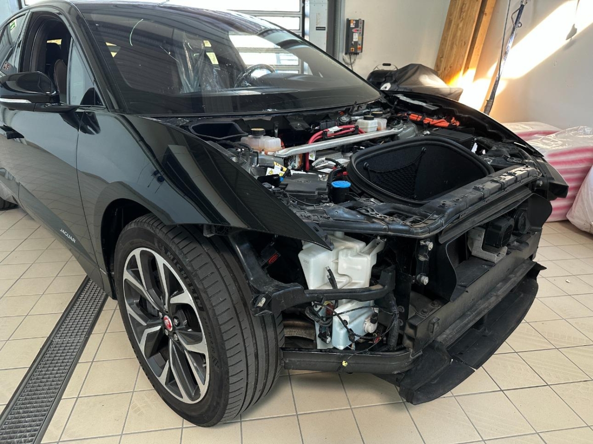 T18