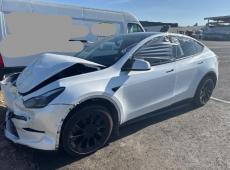 Tesla Model Y (30048 km)