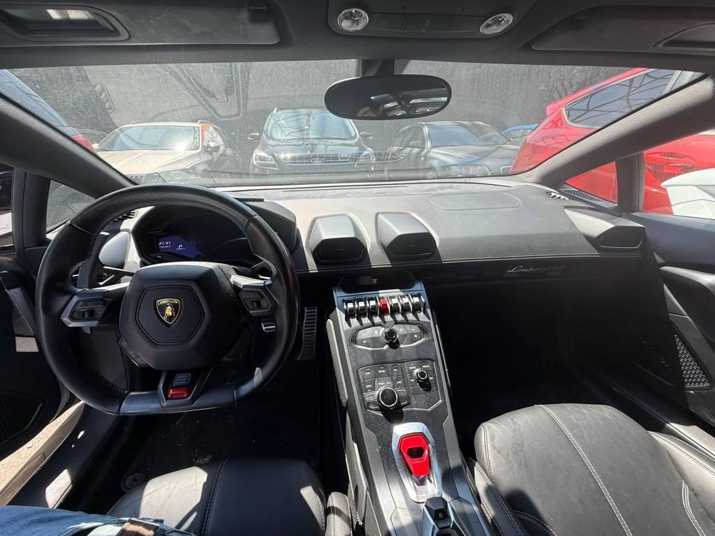 T10