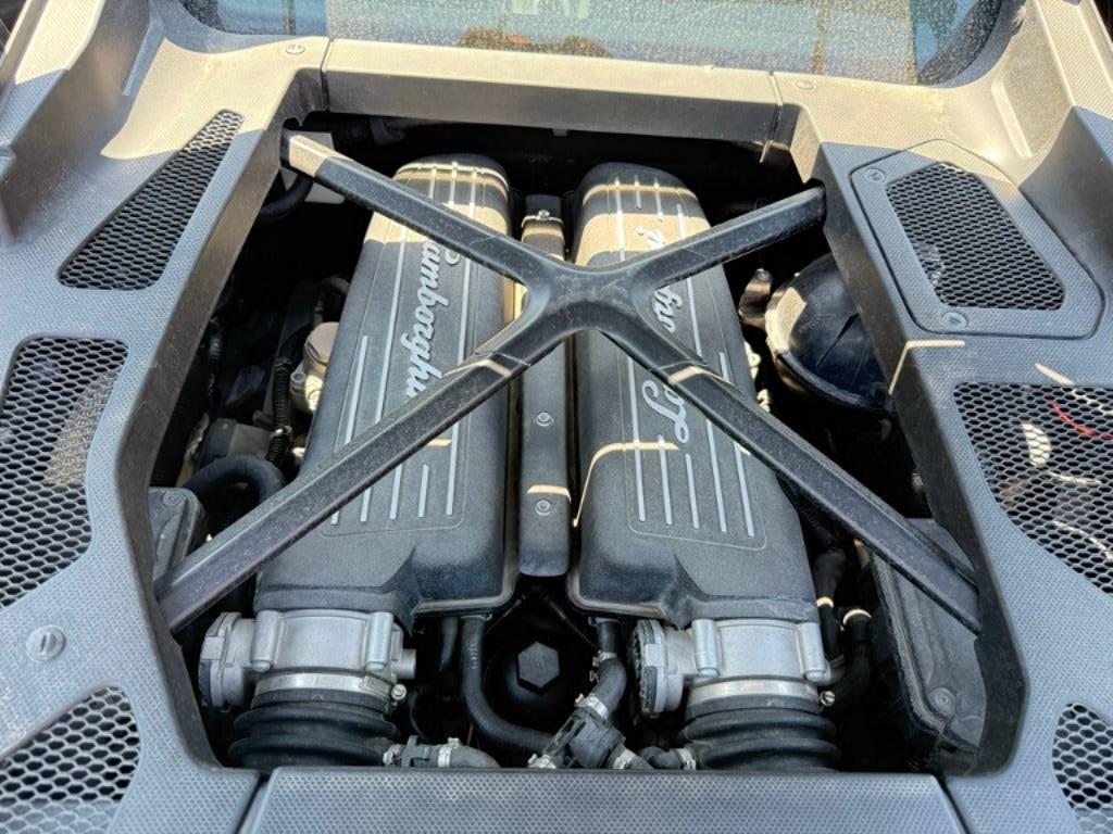 T18
