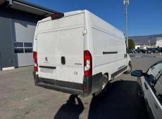 PEUGEOT Boxer 2.2 HDI 335 Premium, 140 PS