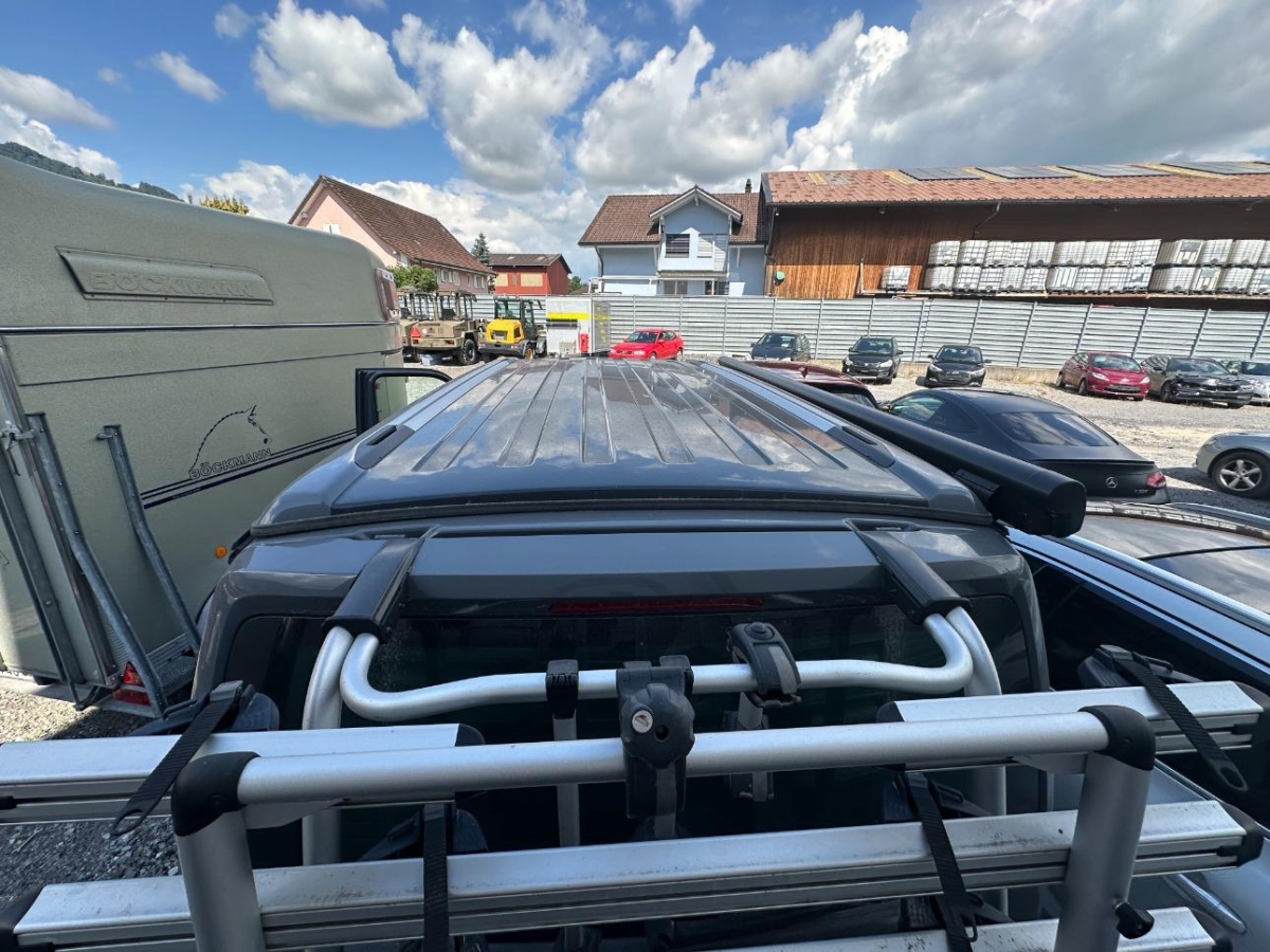 T17