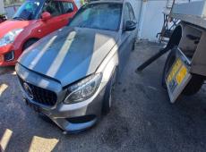 Mercedes-Benz C 400 4MATIC (238071 km)
