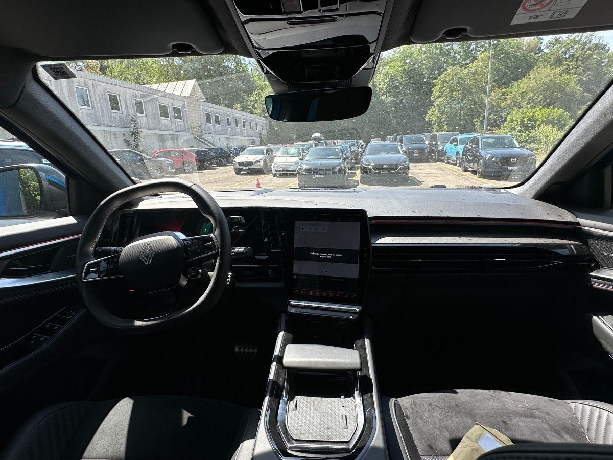 T9