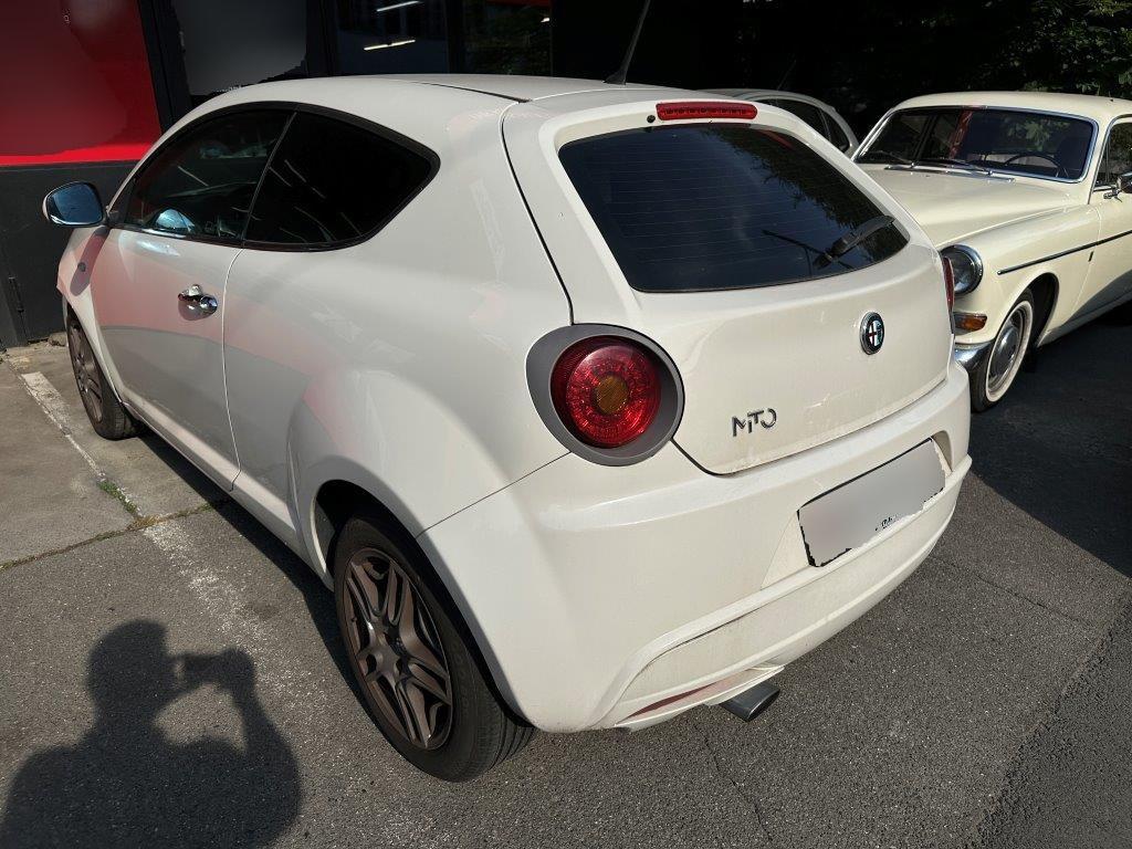 T1