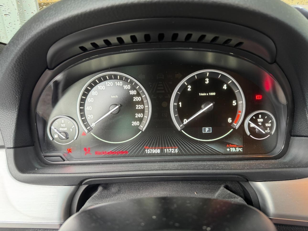 T8