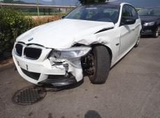 BMW 320d xDrive ID 472680