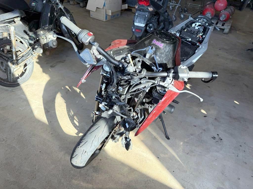 T4