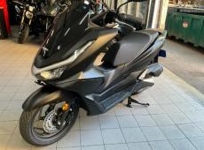 Honda PCX 125 DX ABS (100 km)