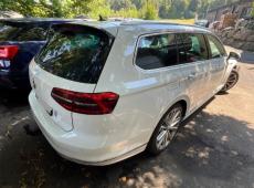 VW Passat Variant (167997 km)