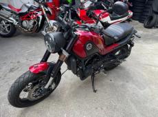 Benelli Leoncino 500 (8364 km)