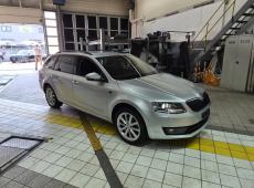 Skoda OCTAVIA COMBI SWISS JOY 1.8 180 CH 4×4 DSG ID 473429