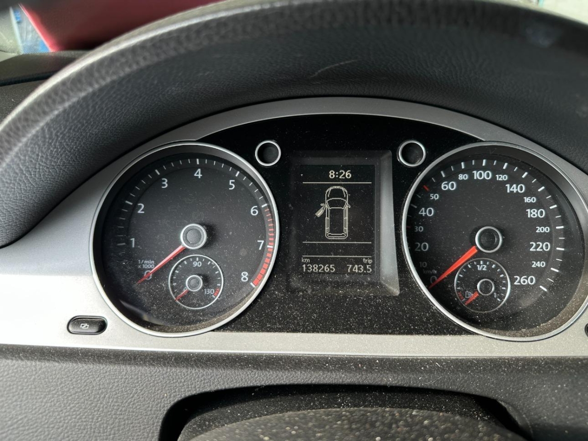 T8