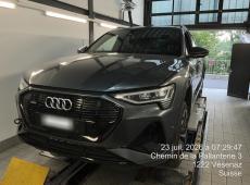 Audi e-tron 55 S Line quattro, 360 PS