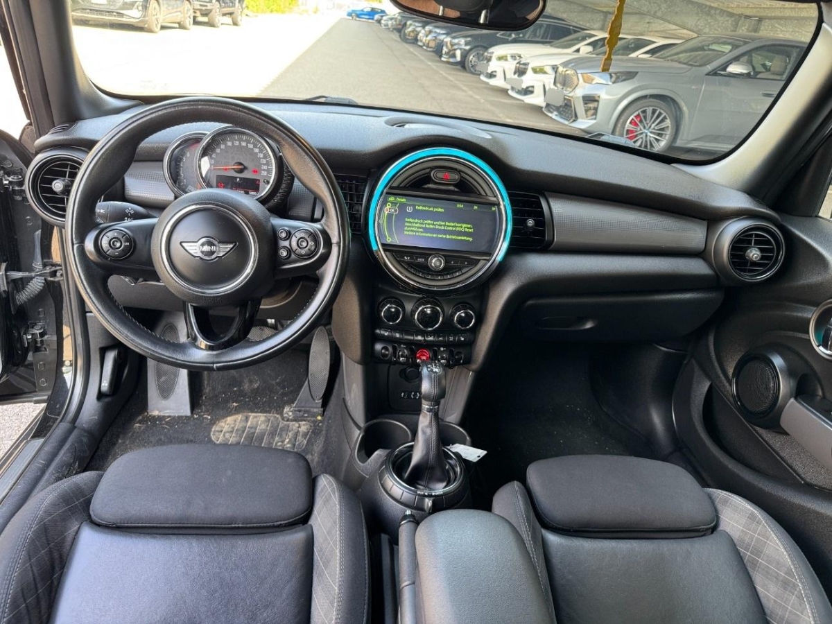 T6