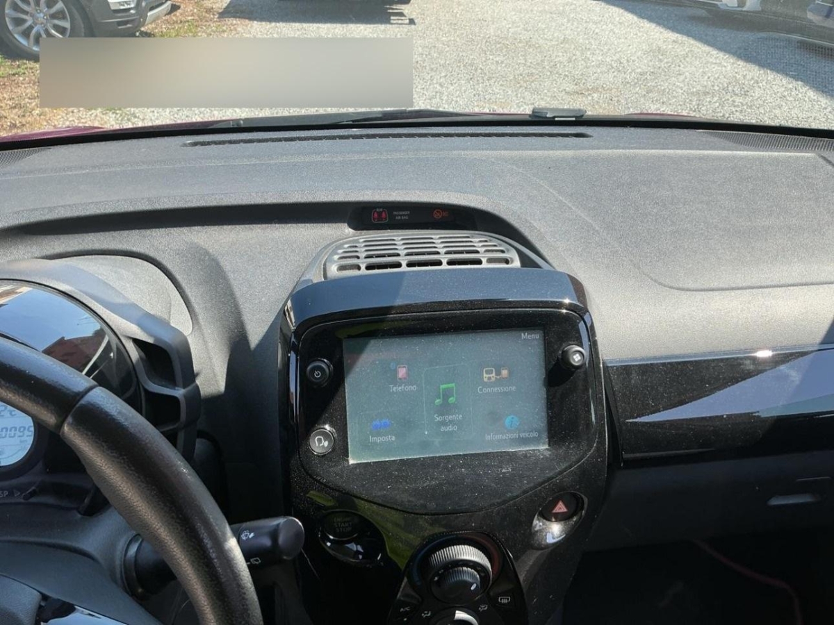 T10