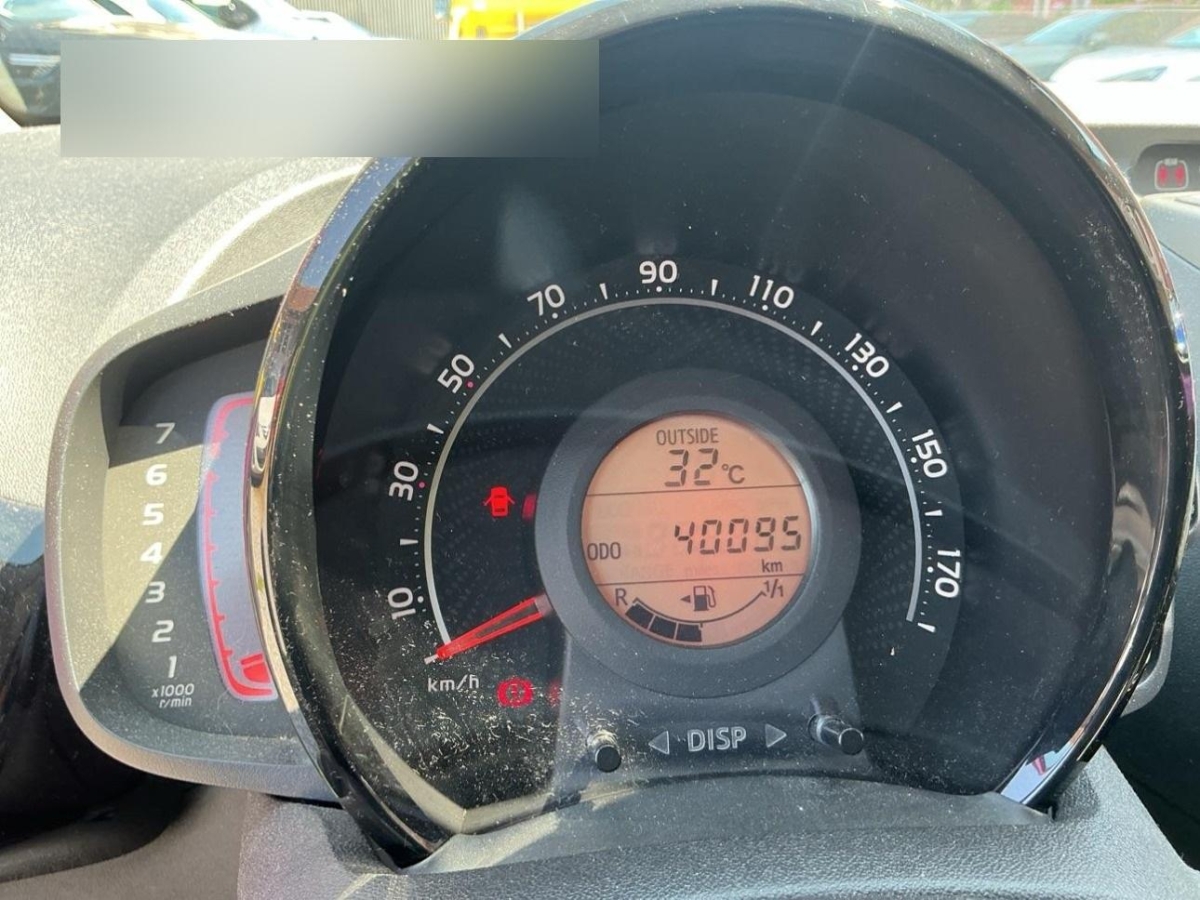 T11