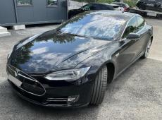 Tesla Model S (107636 km)