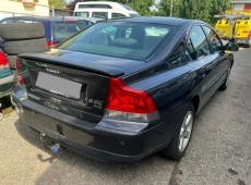 Volvo S60 (284561 km)