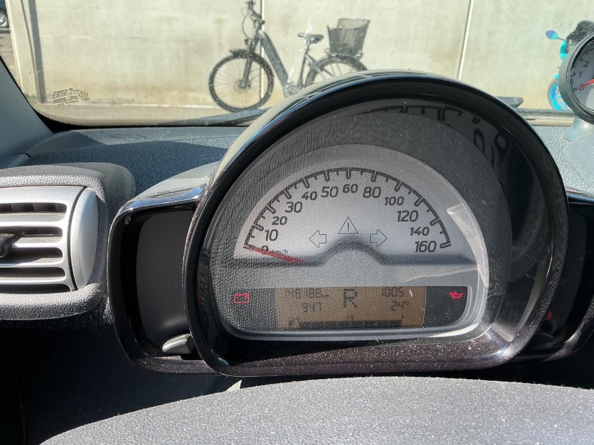T8