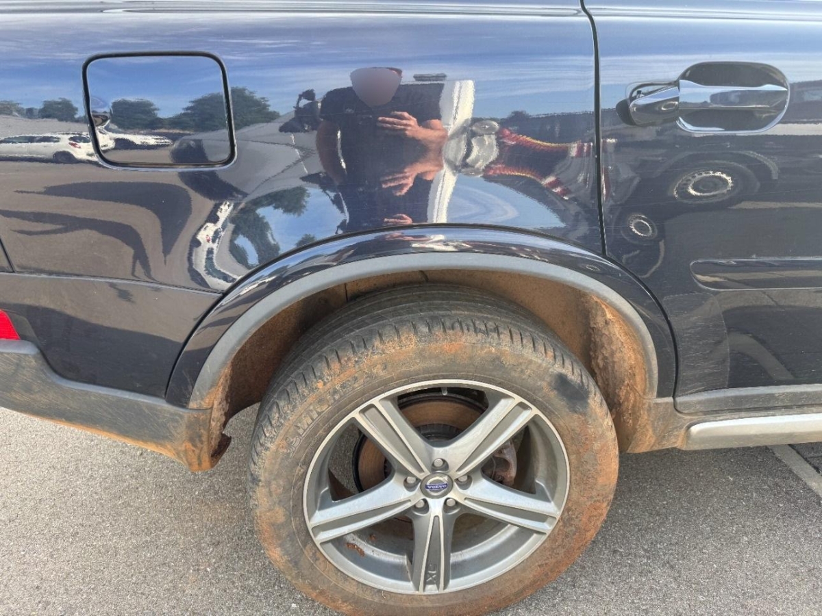 T18