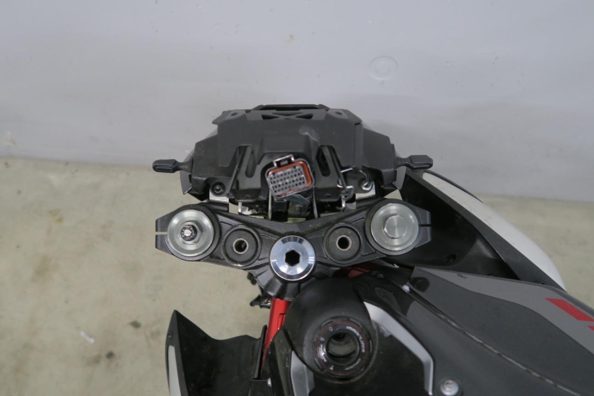 T7