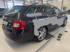 Skoda Octavia Combi (121628 km)