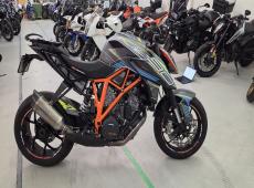 KTM 1290 Super Duke R ABS 1290 Super Adventure ID 474964