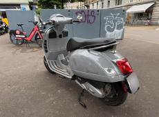 Piaggio Vespa GTS 125 0.1, 12 PS