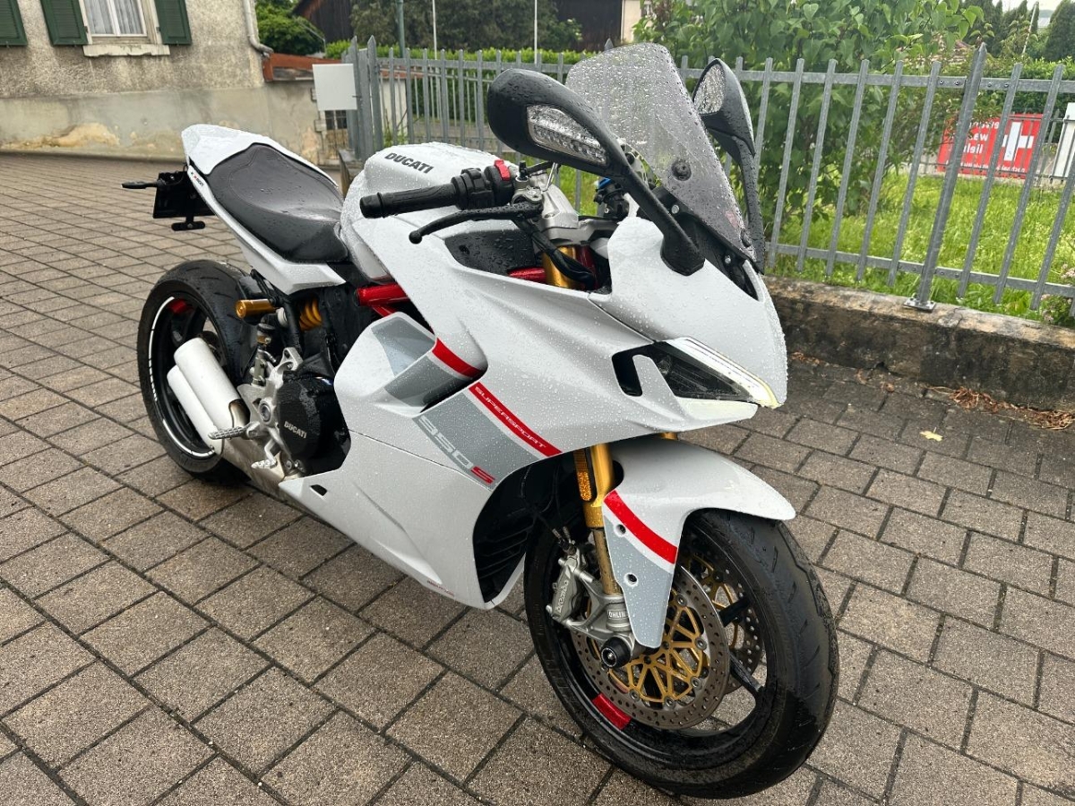 T4