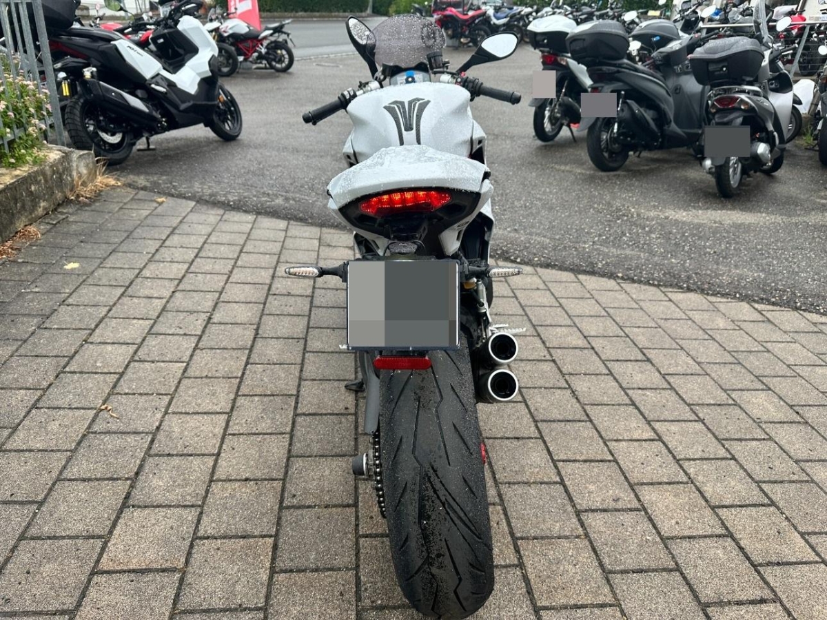 T7