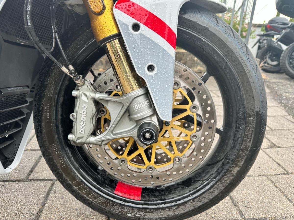T13