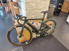 Canyon Aeroad CF SLX 8 DI2 ID 475197
