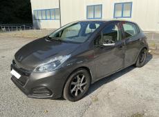 Peugeot 208 1.2i STT ID 475201