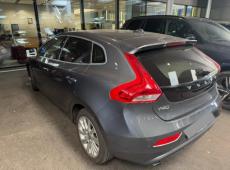 Volvo V40 (139084 km)