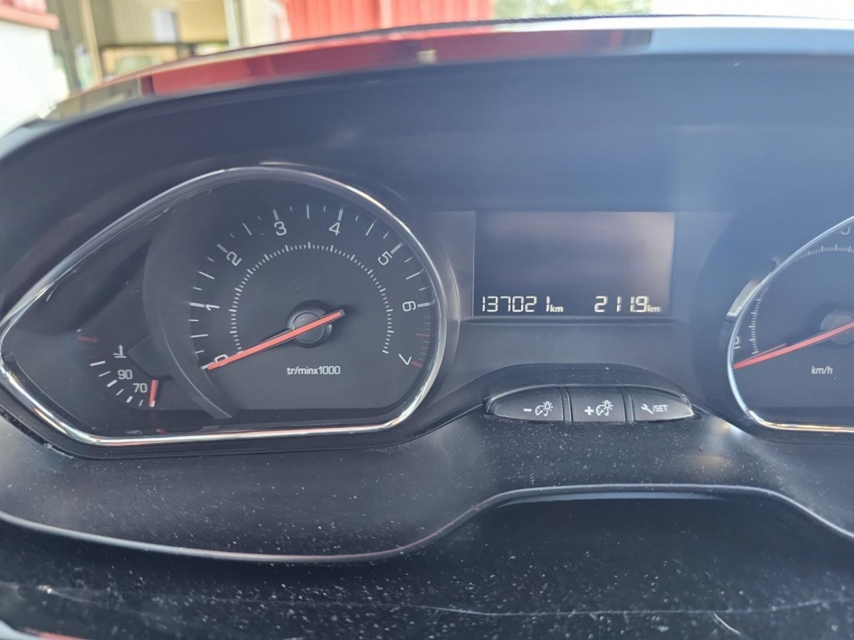 T8