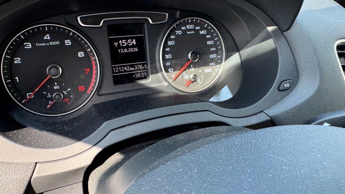 T8