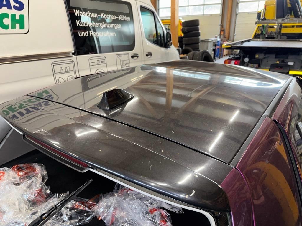 T18