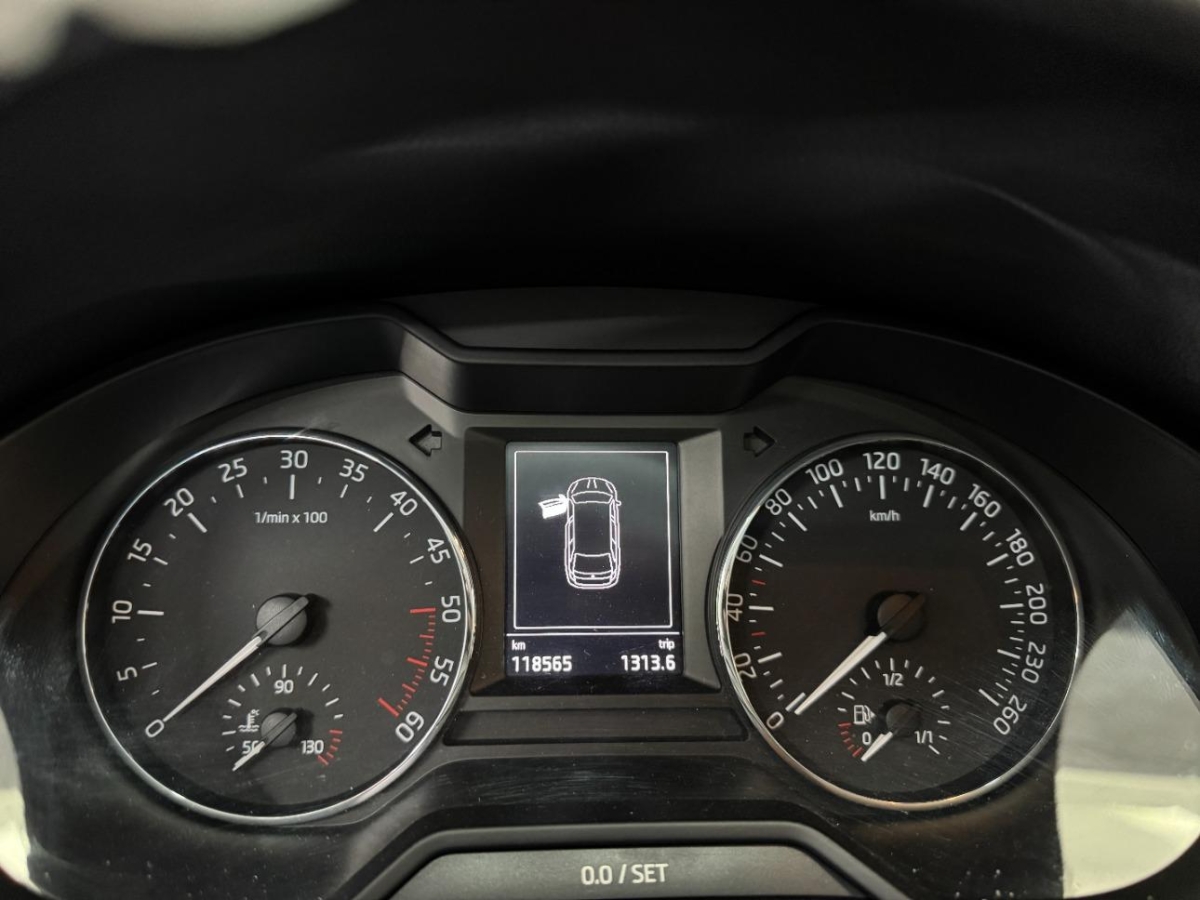 T8